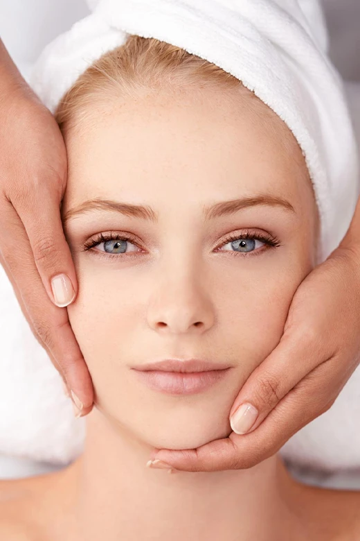 Higiene facial MH Centro Médico Estético en Algeciras